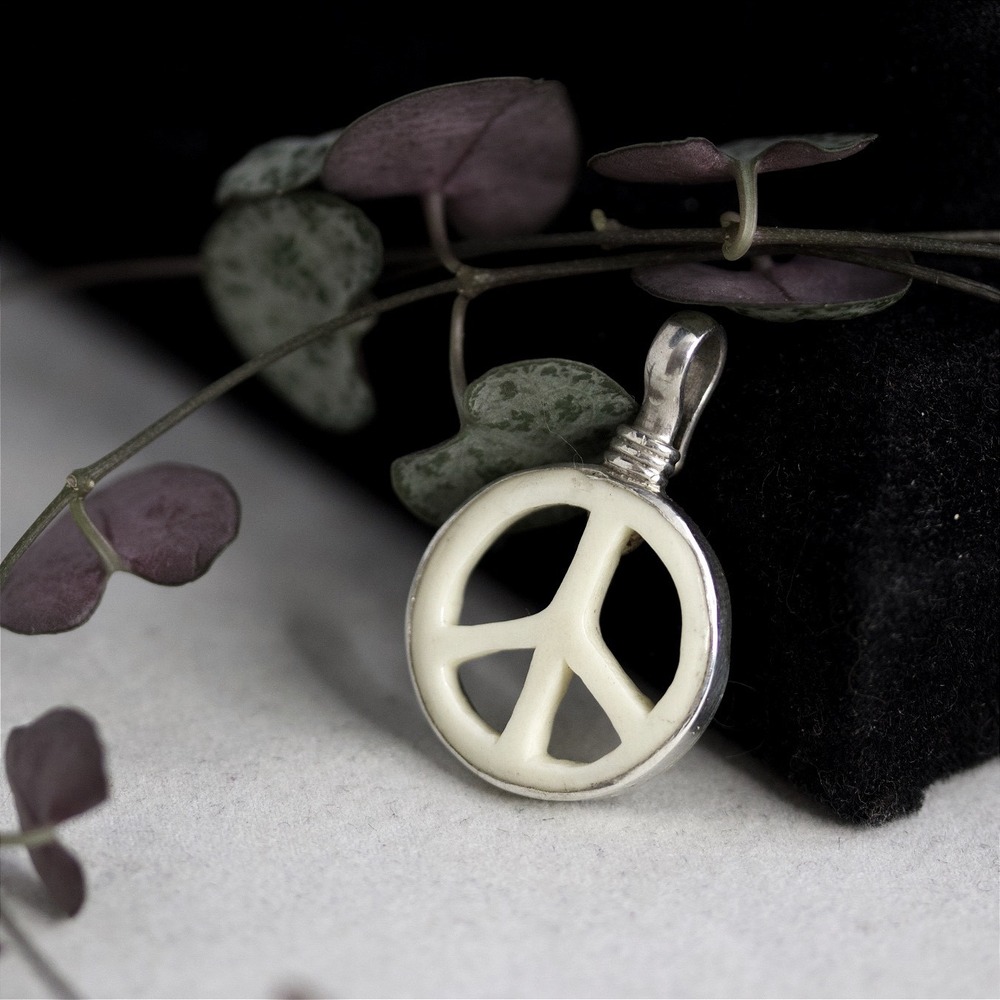 Que Milagro Sterling Silver 925 Inlay Peace Sign Pendant Artisan Charm
